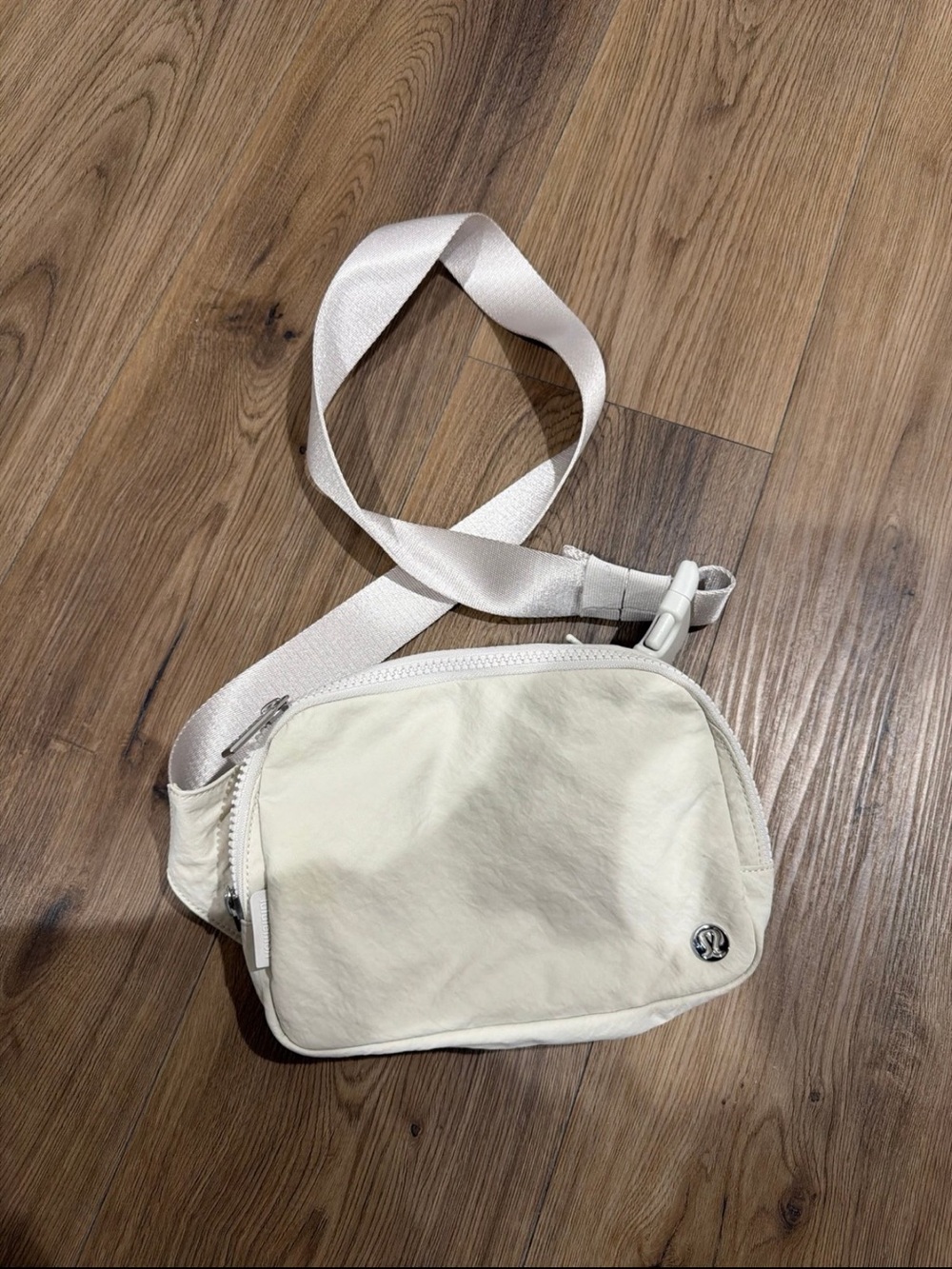 lululemon athletica Cream Belt Bag with Adjustable Strap